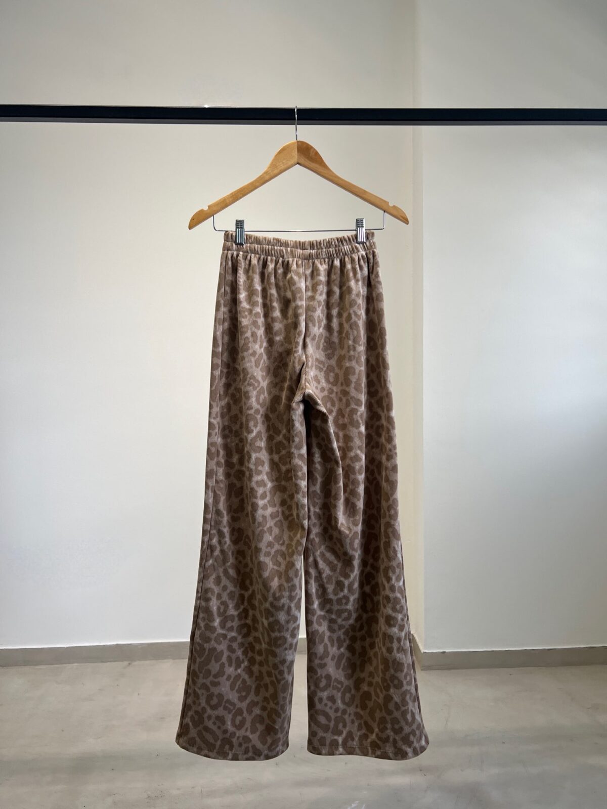 PANTALÓN NANDO - Image 10