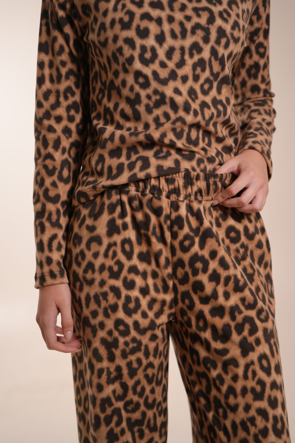 PANTALÓN OMARI - Image 4
