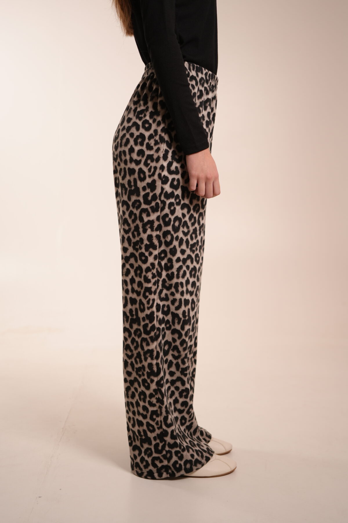 PANTALÓN NANDO - Image 4