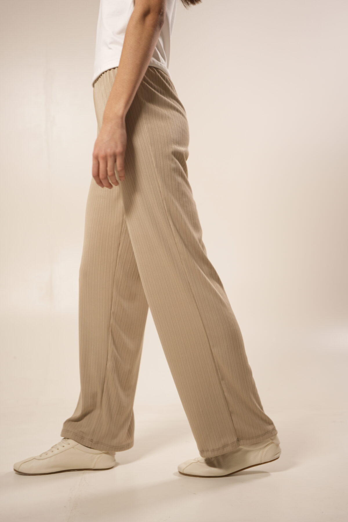 PANTALÓN MOMO - Imagen 3