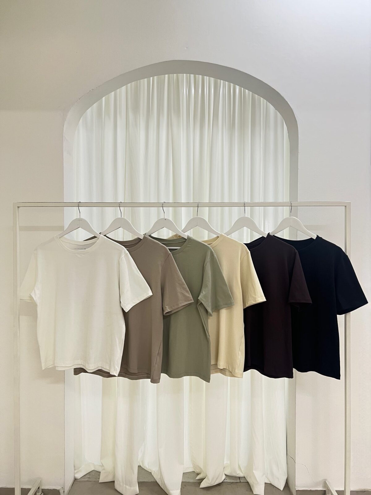 REMERA ROMOLA - Imagen 2