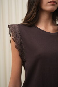 REMERA OFRA - Imagen 3