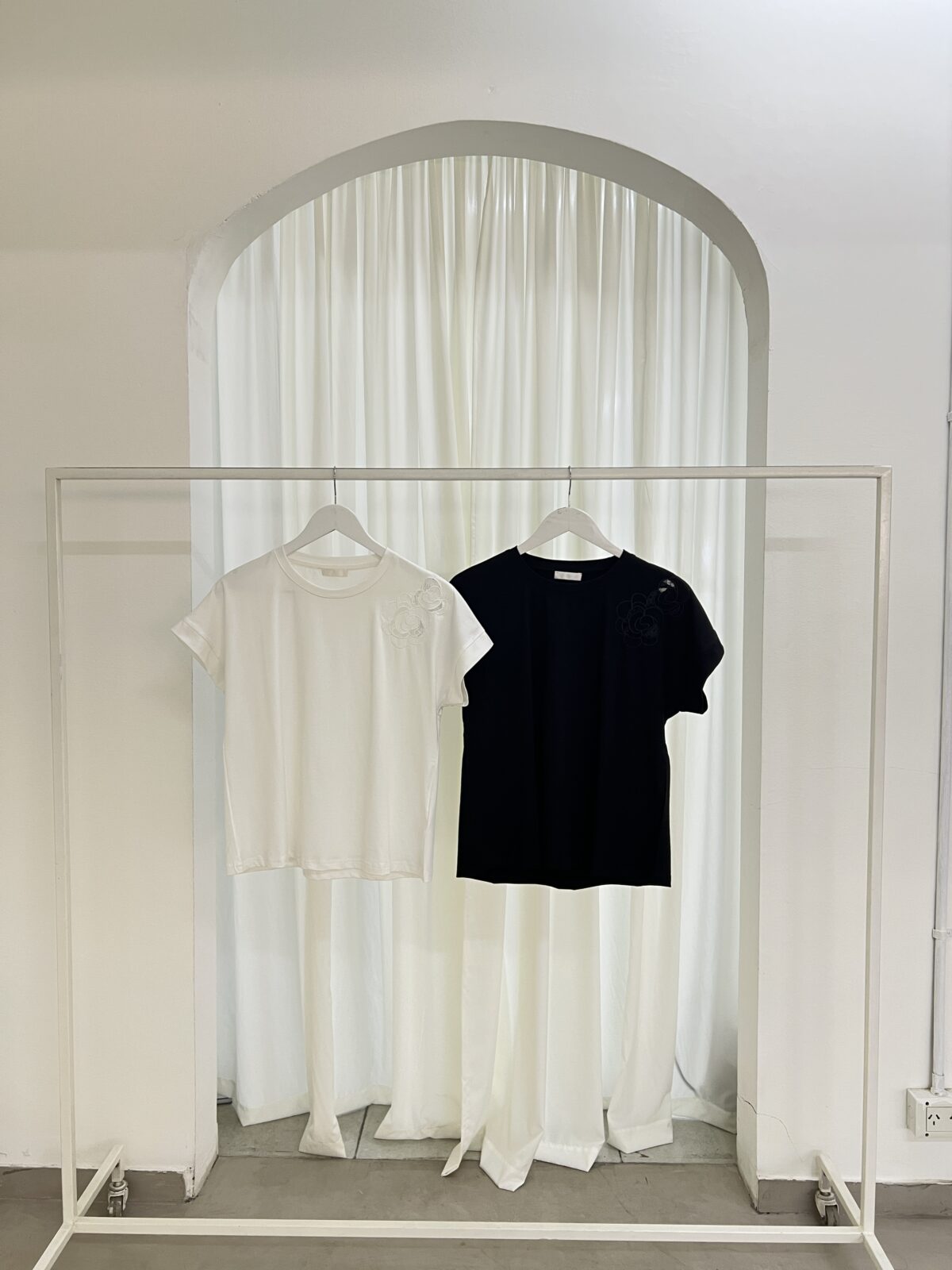 REMERA GRETA - Imagen 5