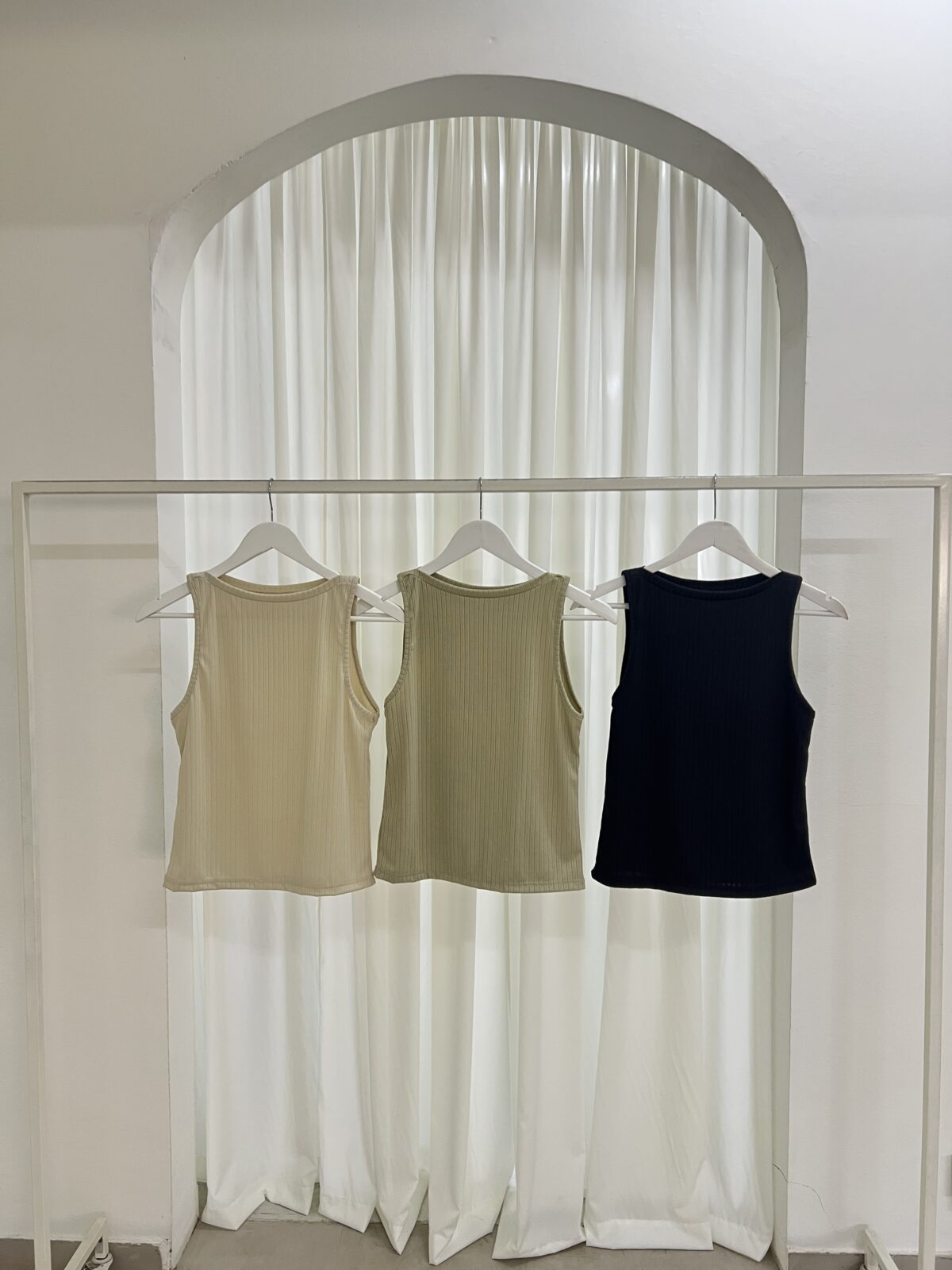 MUSCULOSA HELENA - Imagen 2