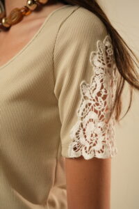 REMERA ELIS - Imagen 5