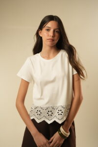 REMERA AMAN